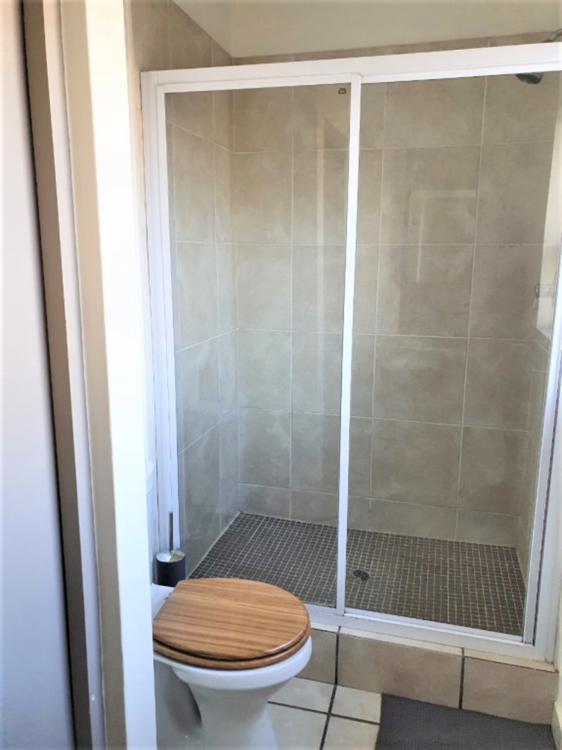 1 Bedroom Property for Sale in Douglasdale Gauteng