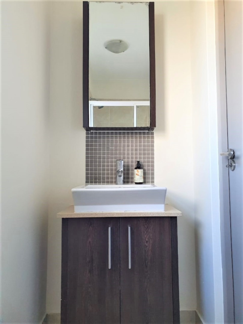 1 Bedroom Property for Sale in Douglasdale Gauteng