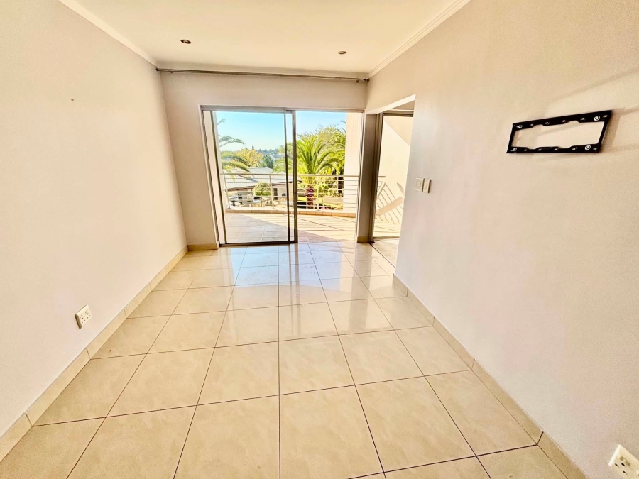 To Let 1 Bedroom Property for Rent in Sandown Gauteng