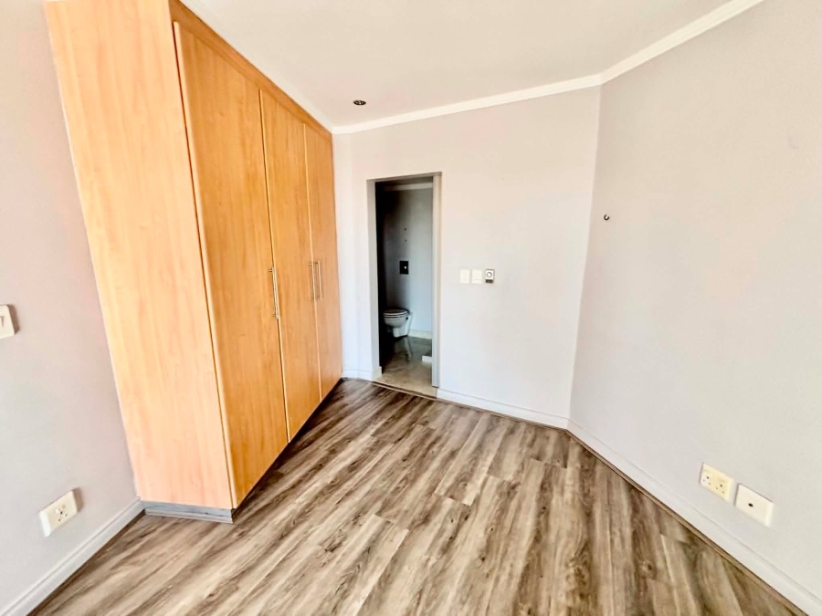 To Let 1 Bedroom Property for Rent in Sandown Gauteng
