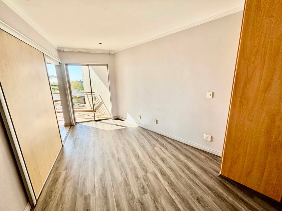 To Let 1 Bedroom Property for Rent in Sandown Gauteng