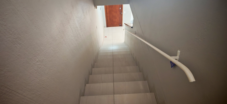 2 Bedroom Property for Sale in Brackenhurst Gauteng