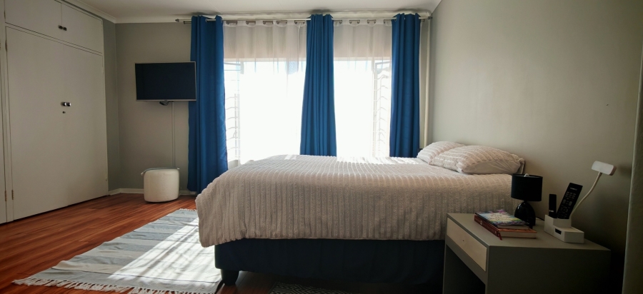2 Bedroom Property for Sale in Brackenhurst Gauteng