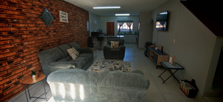 2 Bedroom Property for Sale in Brackenhurst Gauteng