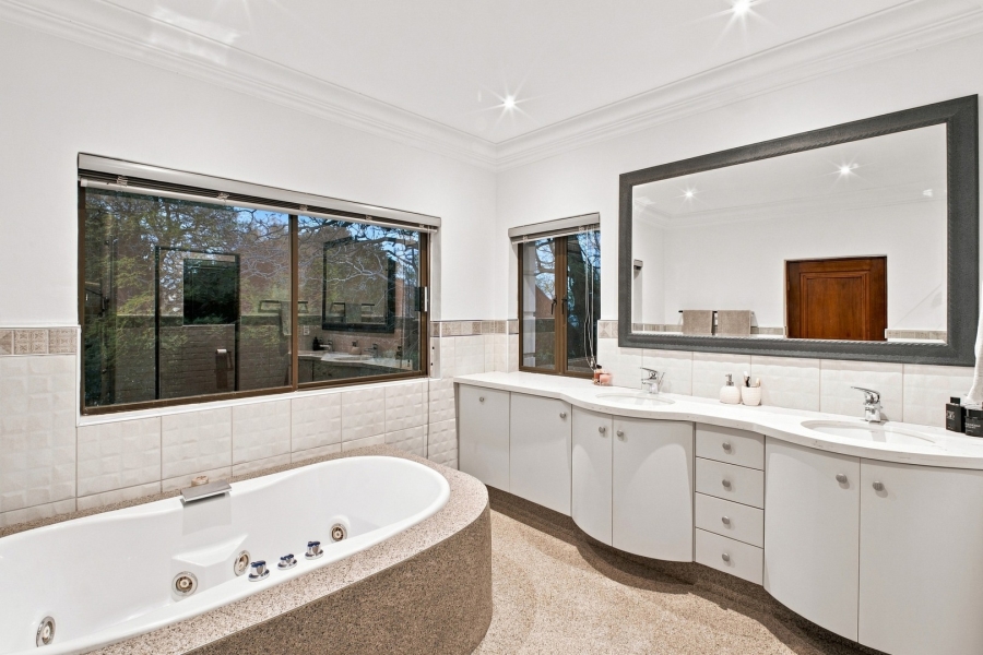 4 Bedroom Property for Sale in Bryanston Gauteng