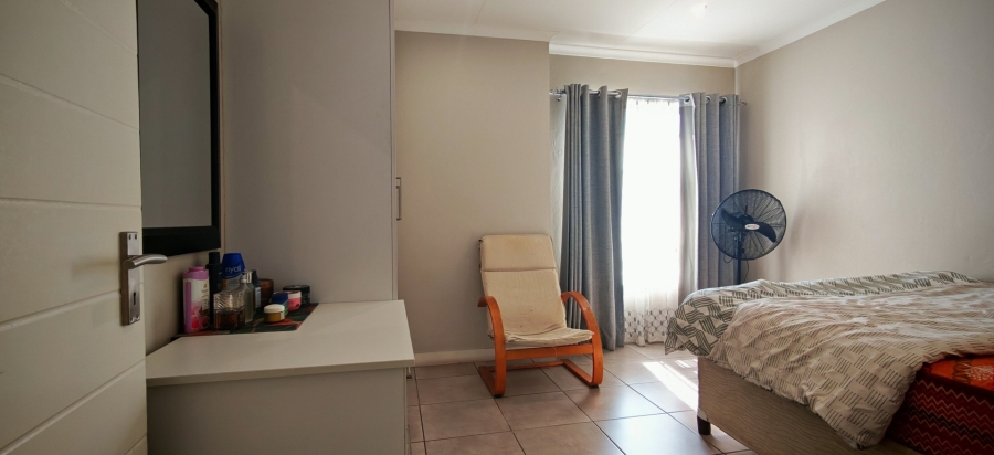 2 Bedroom Property for Sale in Albertsdal Gauteng