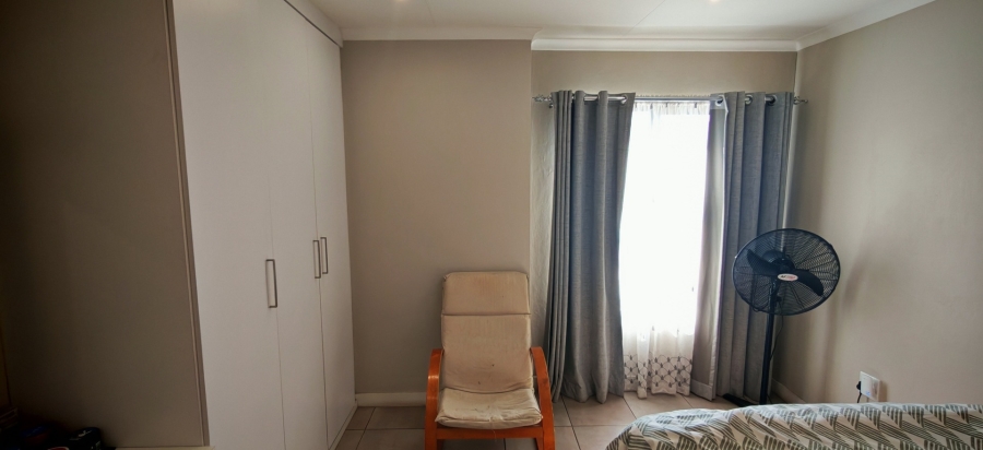 2 Bedroom Property for Sale in Albertsdal Gauteng