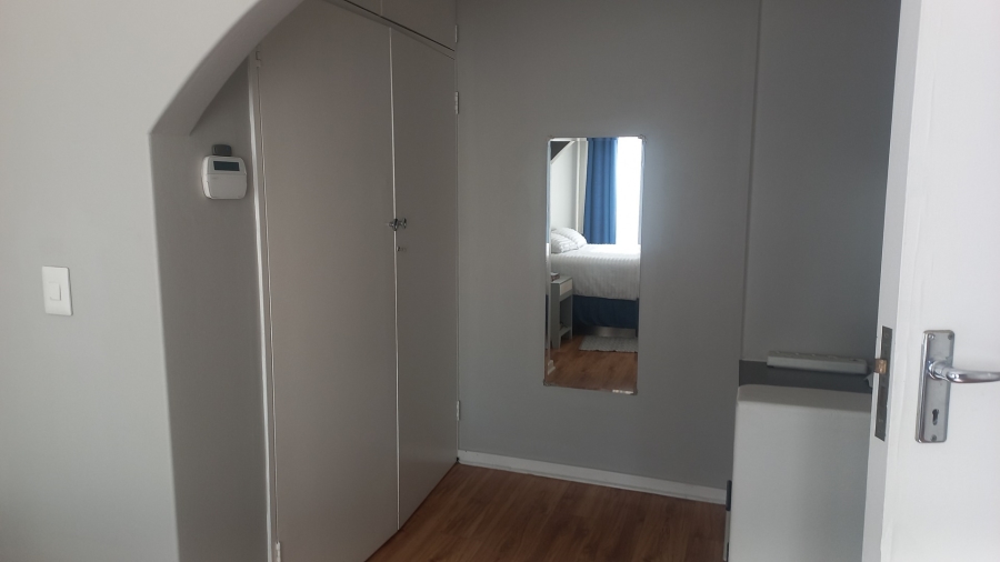 2 Bedroom Property for Sale in Brackenhurst Gauteng