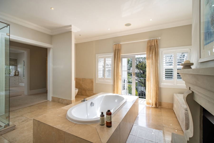5 Bedroom Property for Sale in Bryanston Gauteng