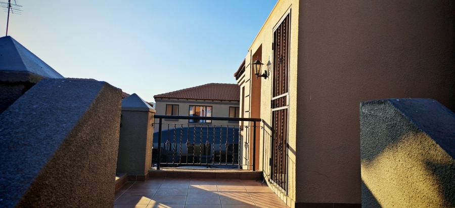 To Let 2 Bedroom Property for Rent in Meyersdal Gauteng