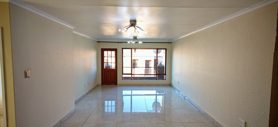 To Let 2 Bedroom Property for Rent in Meyersdal Gauteng