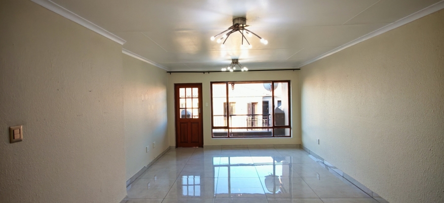 To Let 2 Bedroom Property for Rent in Meyersdal Gauteng