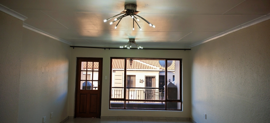 To Let 2 Bedroom Property for Rent in Meyersdal Gauteng