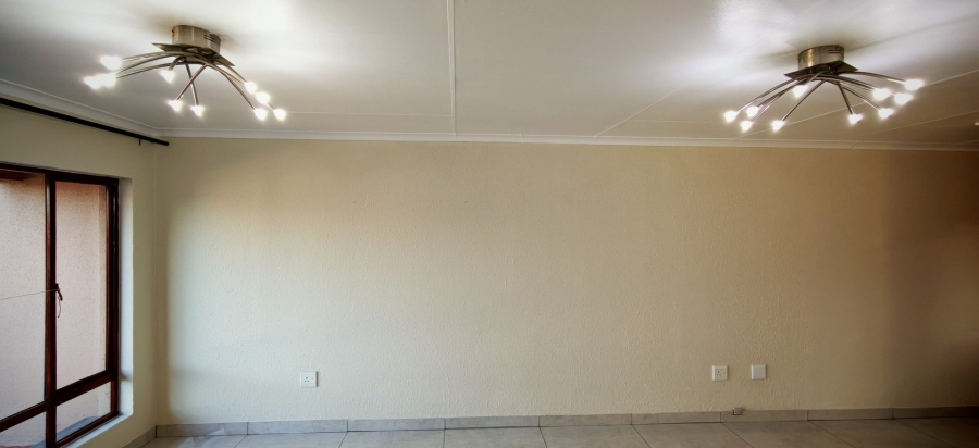 To Let 2 Bedroom Property for Rent in Meyersdal Gauteng