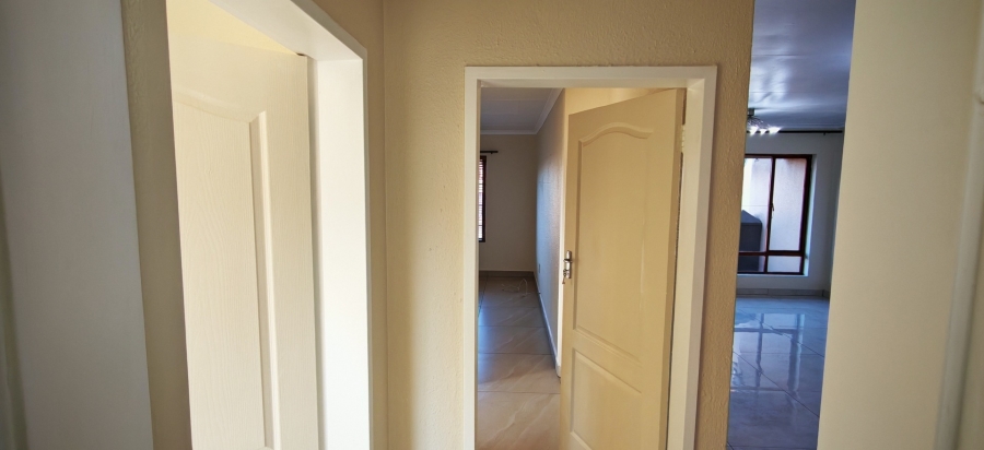 To Let 2 Bedroom Property for Rent in Meyersdal Gauteng