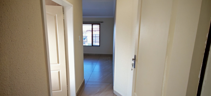 To Let 2 Bedroom Property for Rent in Meyersdal Gauteng