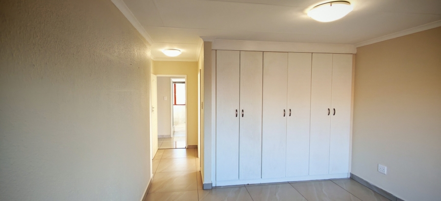 To Let 2 Bedroom Property for Rent in Meyersdal Gauteng