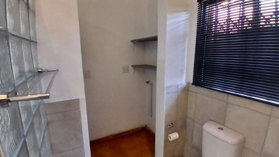 1 Bedroom Property for Sale in Wierda Park Gauteng