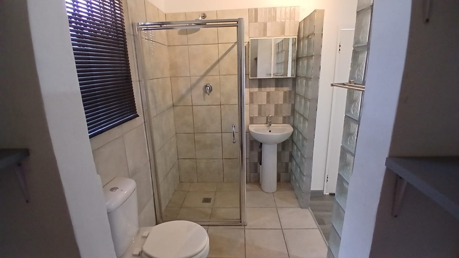 1 Bedroom Property for Sale in Wierda Park Gauteng