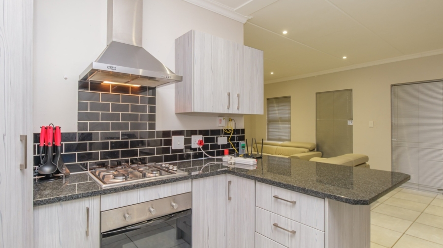 To Let 3 Bedroom Property for Rent in Diswilmar A H Gauteng