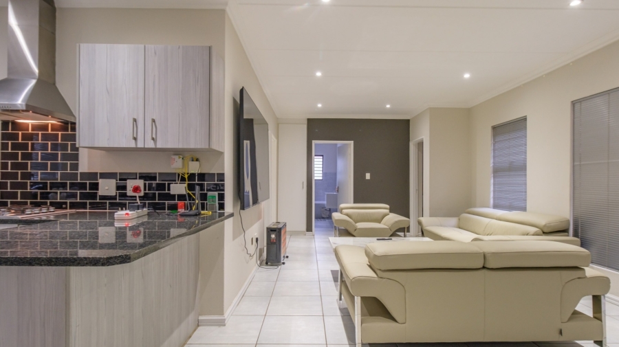 To Let 3 Bedroom Property for Rent in Diswilmar A H Gauteng