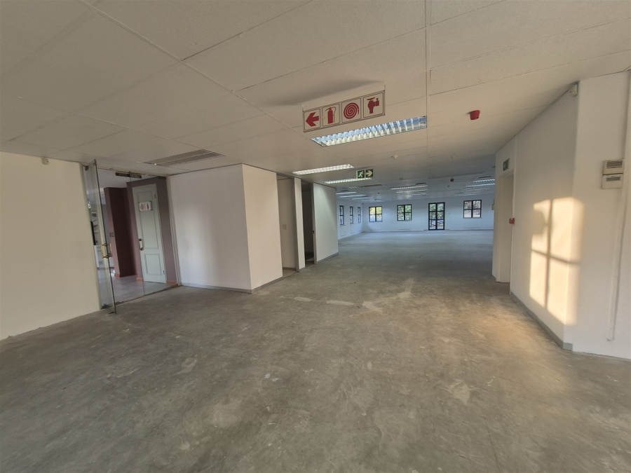 To Let Commercial Property for Rent in Hyde Park Gauteng