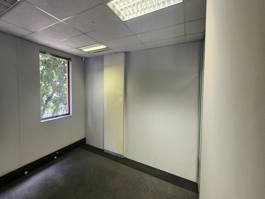 To Let Commercial Property for Rent in Wierda Valley Gauteng