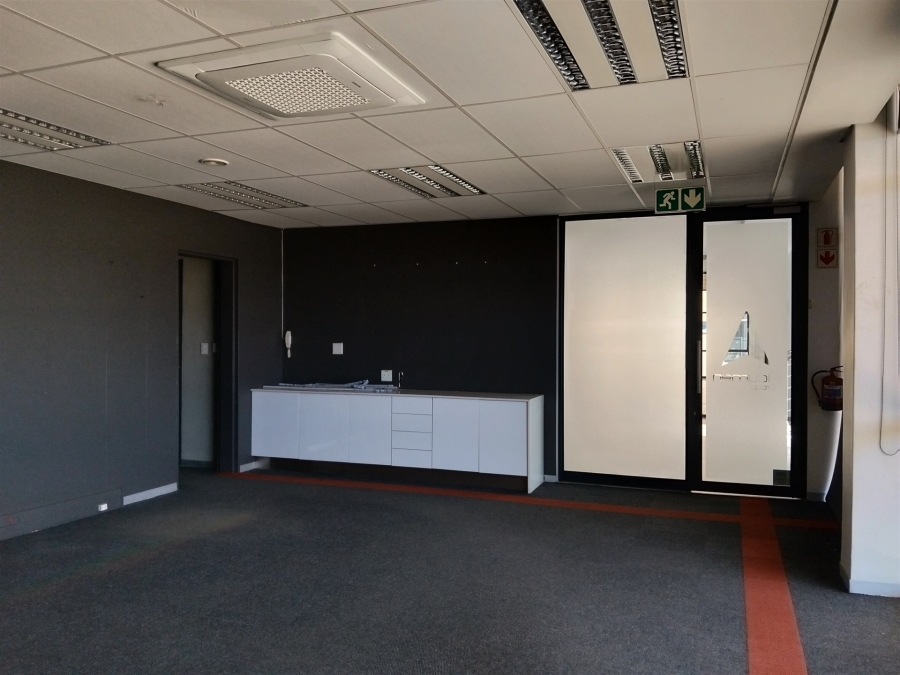 To Let Commercial Property for Rent in Lanseria Gauteng