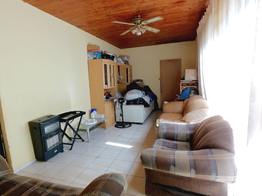 5 Bedroom Property for Sale in The Orchards Gauteng