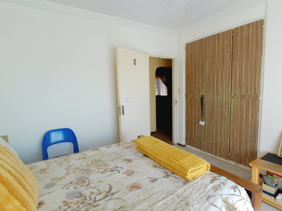 5 Bedroom Property for Sale in The Orchards Gauteng
