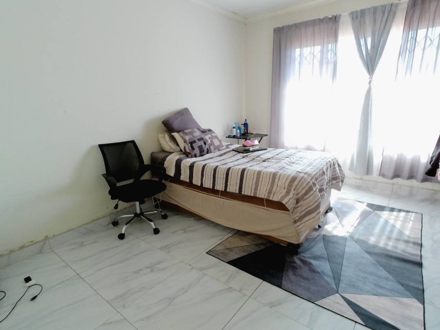 5 Bedroom Property for Sale in The Orchards Gauteng