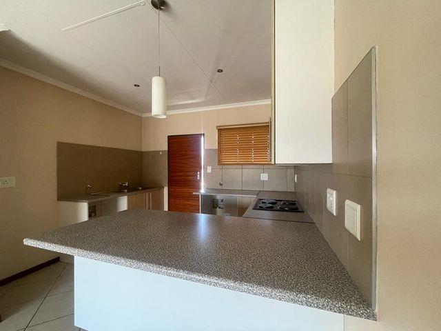 To Let 2 Bedroom Property for Rent in Noordwyk Gauteng