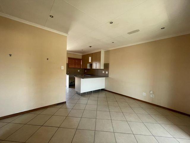 To Let 2 Bedroom Property for Rent in Noordwyk Gauteng