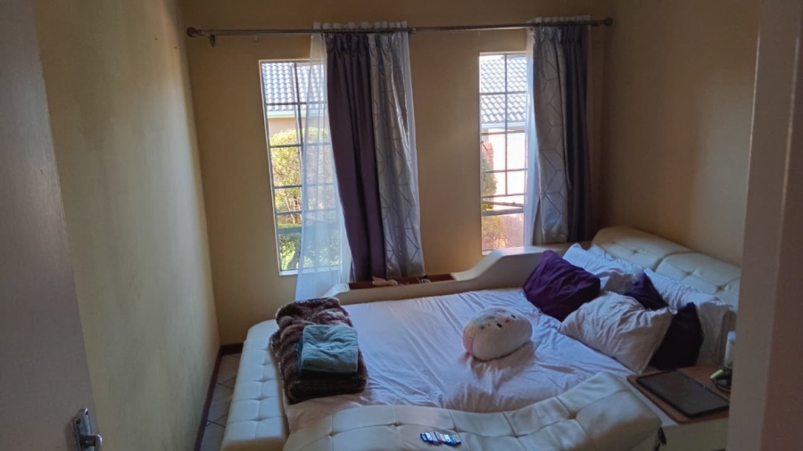 3 Bedroom Property for Sale in Noordwyk Gauteng