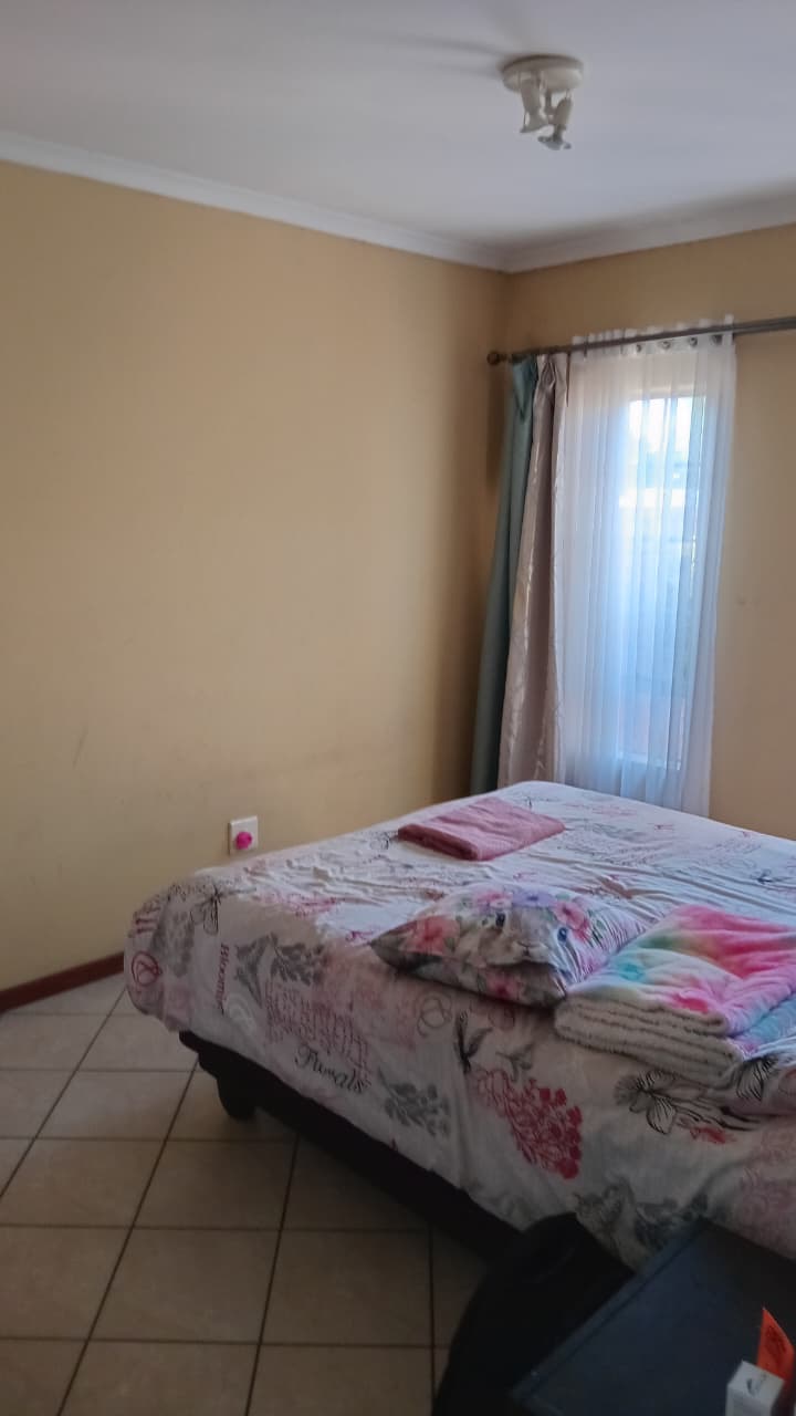 3 Bedroom Property for Sale in Noordwyk Gauteng