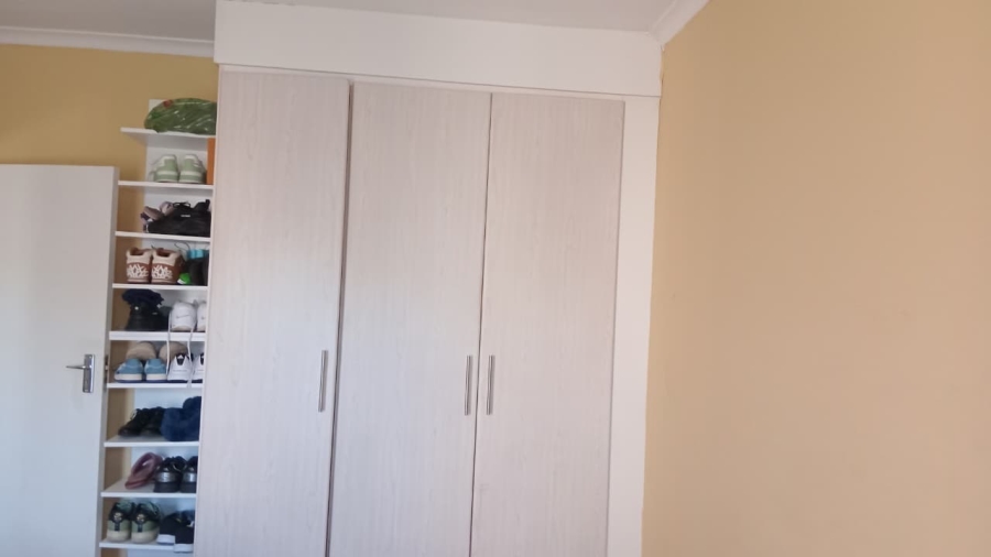 3 Bedroom Property for Sale in Noordwyk Gauteng