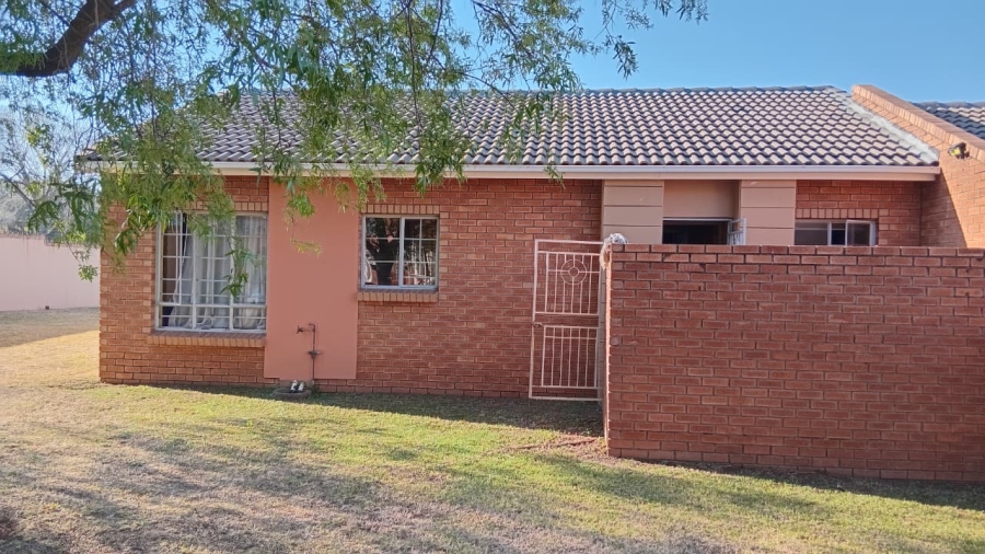 3 Bedroom Property for Sale in Noordwyk Gauteng