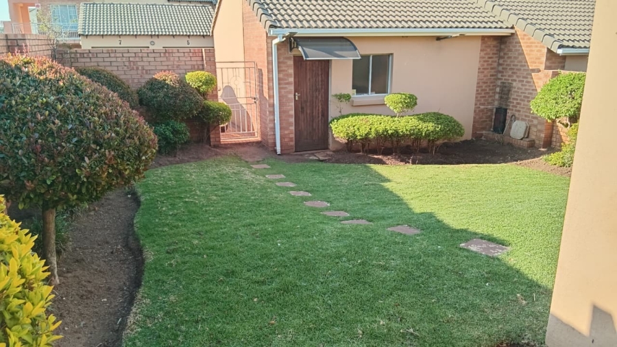 3 Bedroom Property for Sale in Noordwyk Gauteng