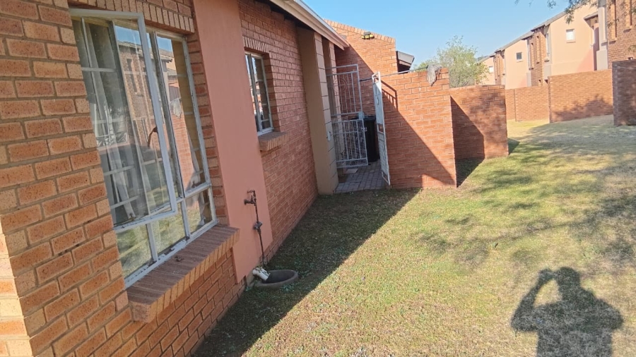 3 Bedroom Property for Sale in Noordwyk Gauteng