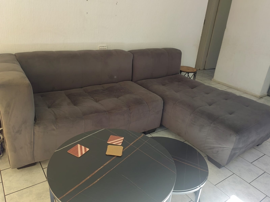 2 Bedroom Property for Sale in Vorna Valley Gauteng