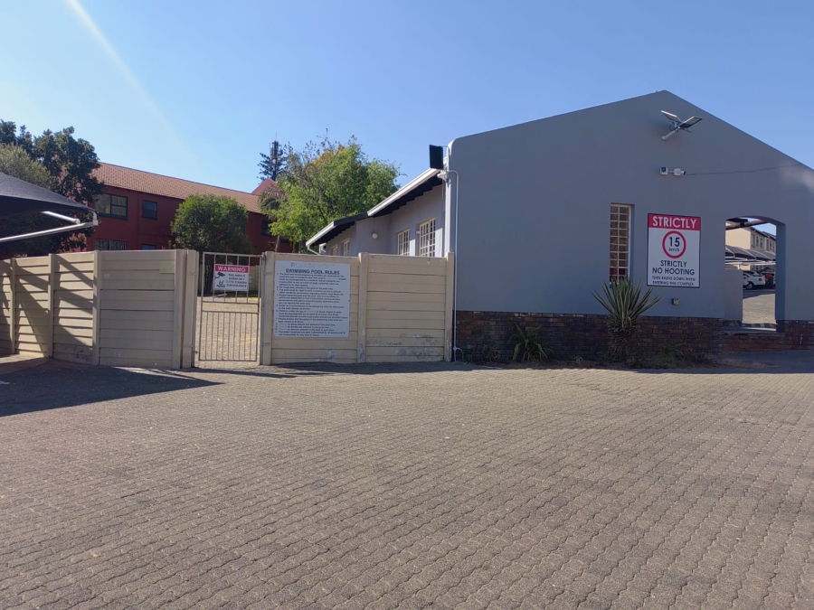 2 Bedroom Property for Sale in Vorna Valley Gauteng