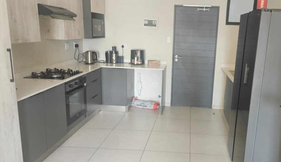2 Bedroom Property for Sale in Vorna Valley Gauteng