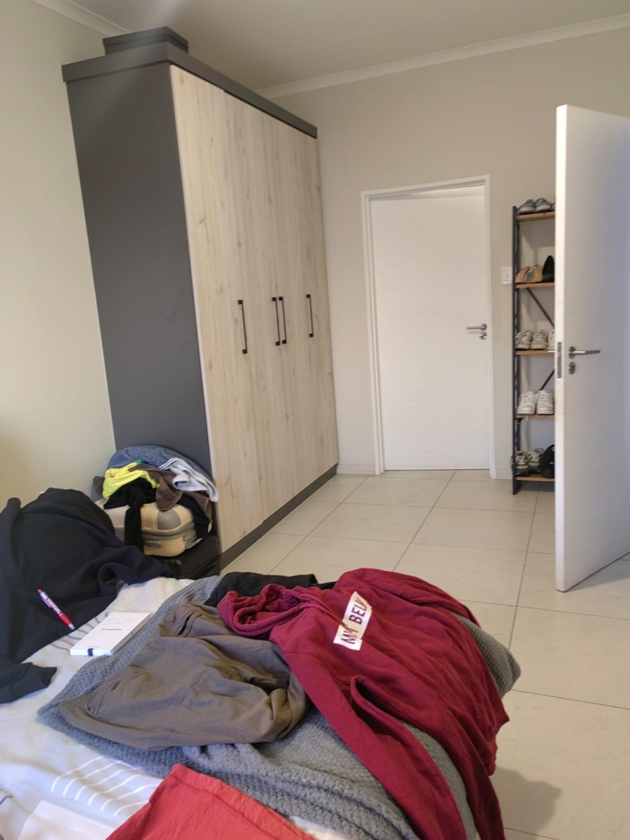 2 Bedroom Property for Sale in Vorna Valley Gauteng