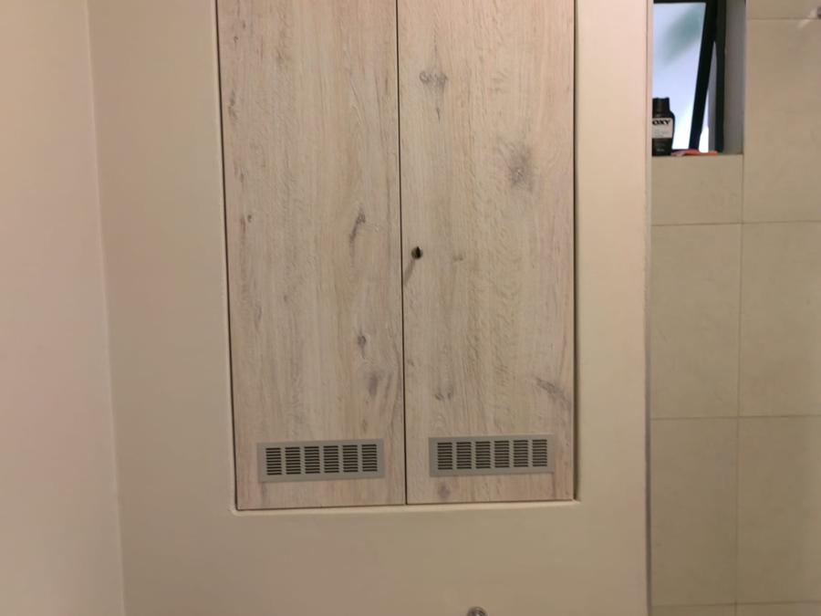 2 Bedroom Property for Sale in Vorna Valley Gauteng