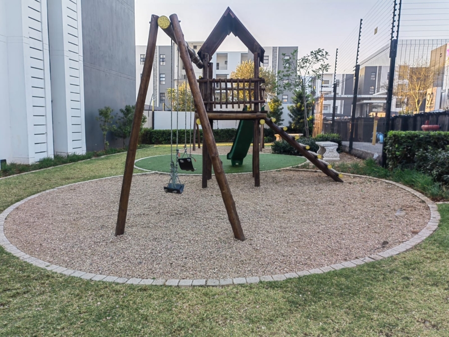 2 Bedroom Property for Sale in Vorna Valley Gauteng