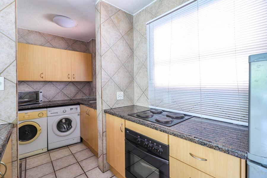 1 Bedroom Property for Sale in Morningside Gauteng