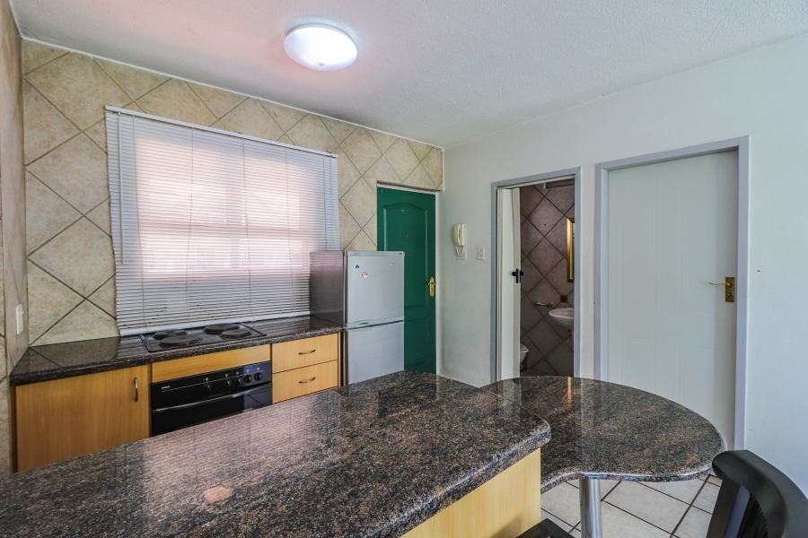1 Bedroom Property for Sale in Morningside Gauteng