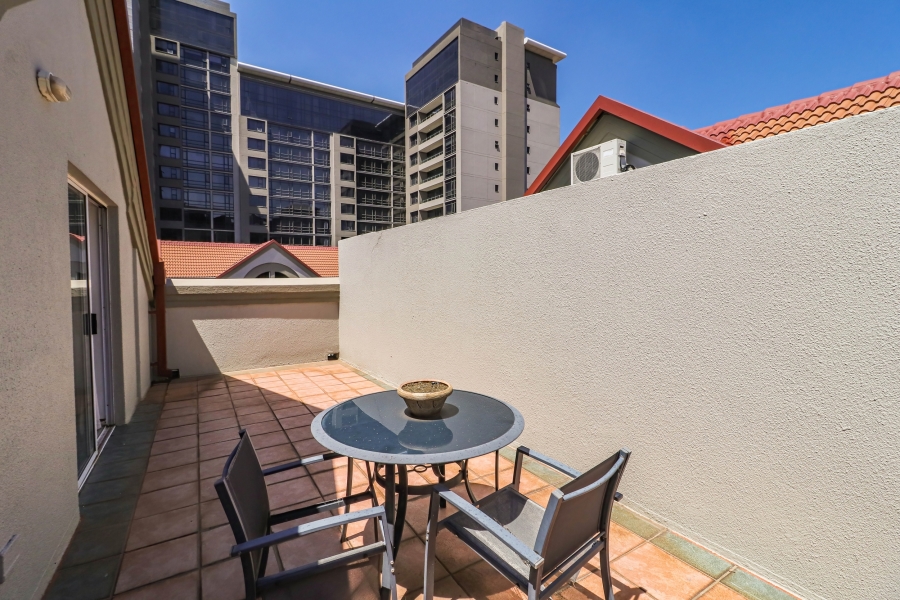 1 Bedroom Property for Sale in Morningside Gauteng