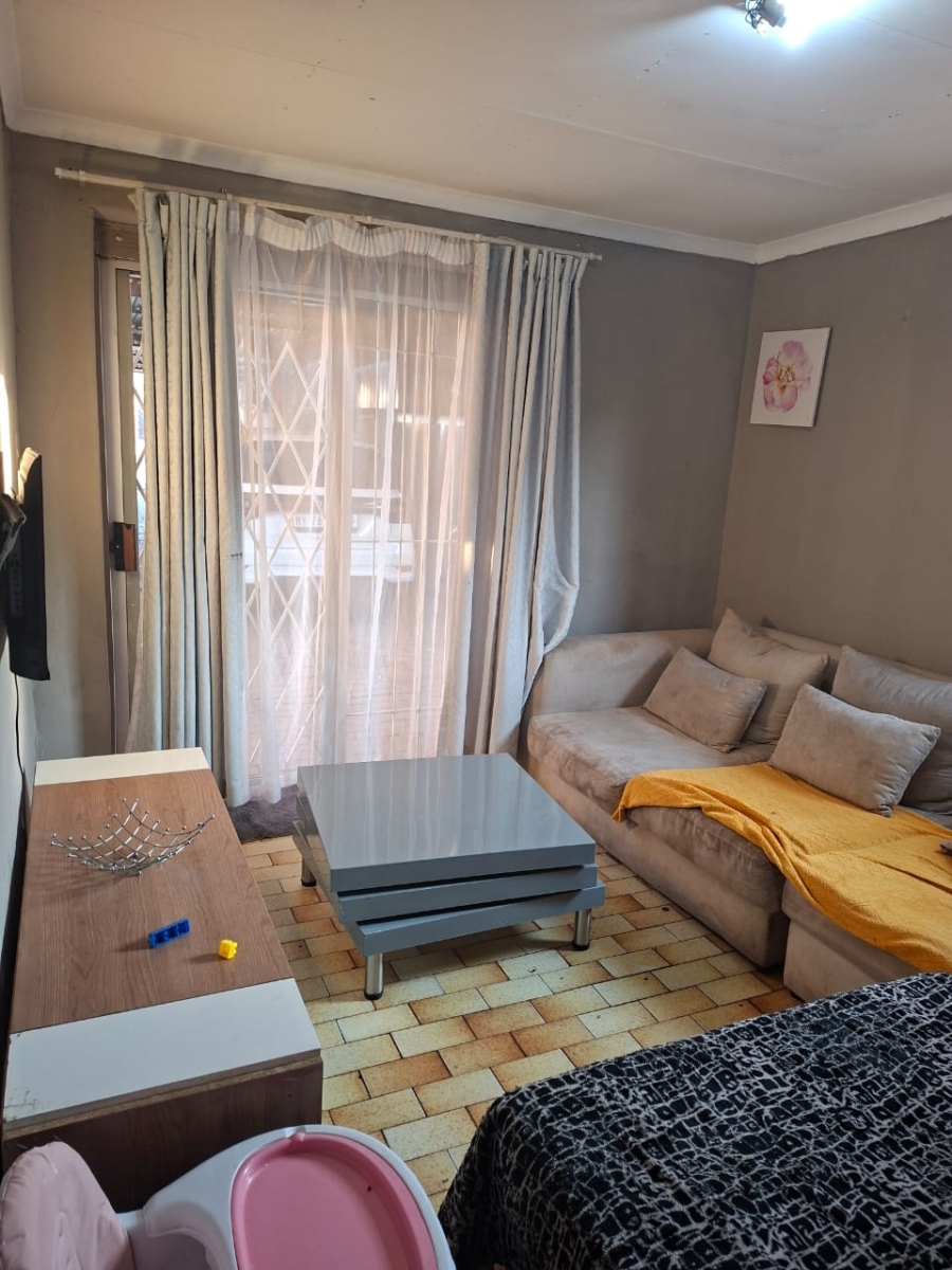 6 Bedroom Property for Sale in Capital Park Gauteng
