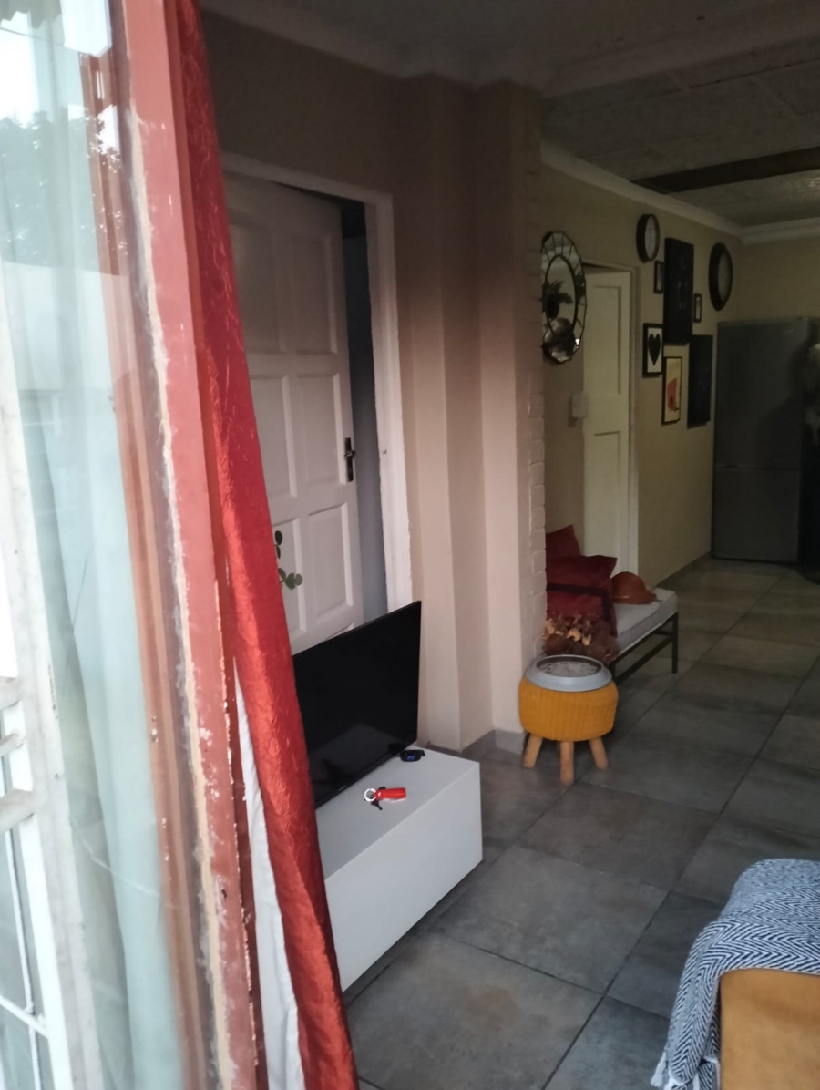 6 Bedroom Property for Sale in Capital Park Gauteng